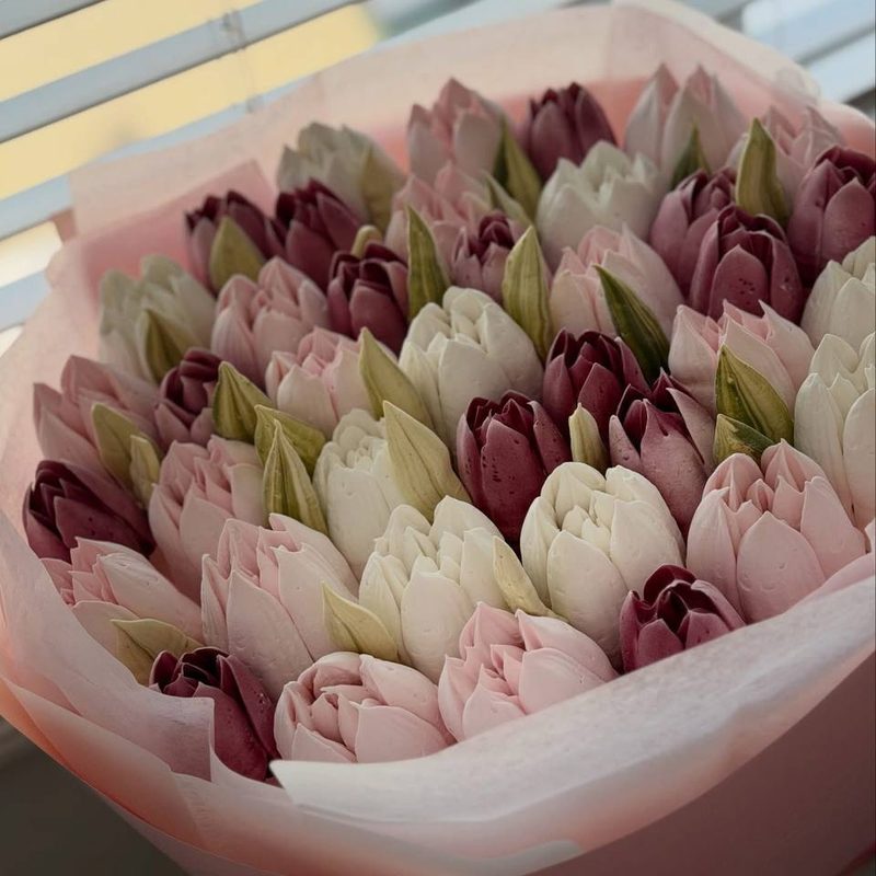 Tulip Bouquet β handmade marshmallow flowers